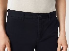 Мужские классические брюки - чинос Lacoste приталенного кроя из хлопка