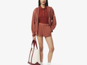 Женское поло Lacoste приталенного кроя из эластичного хлопка