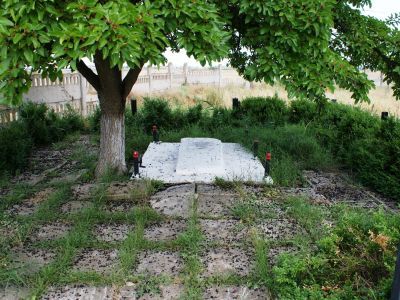 Братская могила красногвардейцев