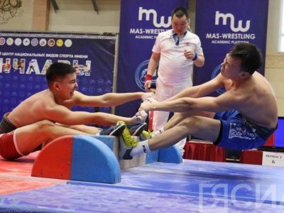 Сборная Якутии по мас-рестлингу сменила лидеров после чемпионата республики