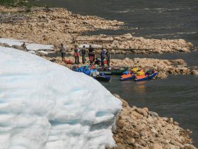 Река Индигирка. Через Ущелье Восторга и Восхищения! Маршрут: п. Усть-Нера - с. Хонуу