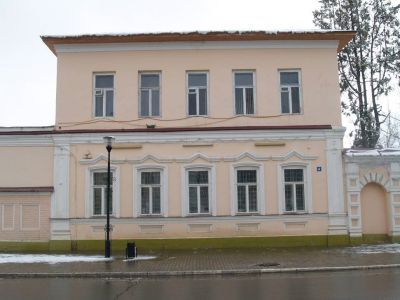 Уездное казначейство (ресторан "Зельва" с воротами и оградой)