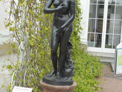 Скульптура "Венера Медицейская"