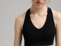 Спортивный топ из трикотажа в рубчик с антибактериальной пропиткой