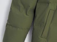 Пуховое стеганое пальто с капюшоном