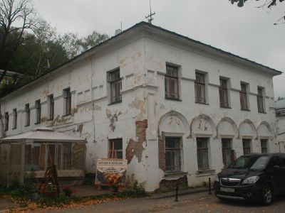 Дом Тихомирова