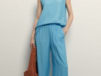 Блузка без рукавов свободного кроя