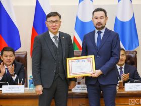 В День российской печати журналистам Якутии вручили награды