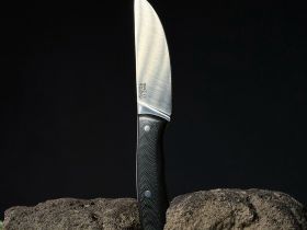 Нож с фиксированным клинком Vostron Onega, сталь Х12МФ, рукоять G10, черный