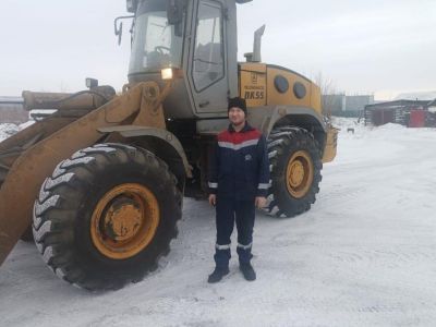 Ветеран СВО прошел обучение и трудоустроился в родном поселке Сангар