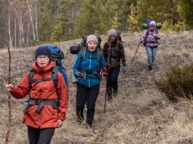 Водопады и ледяные пещеры скал Еланка Куччугуй Кэтэмэ - скалы Еланки - п. Еланка