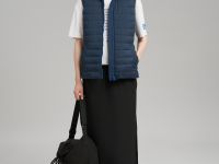 Стеганый пуховый жилет