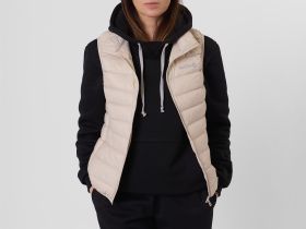 Жилет пуховый Town Женский