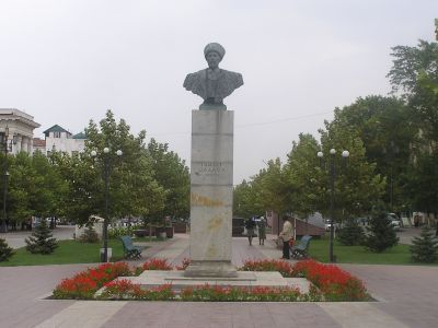 Могила Цадаса Гамзата (1877 - 1951), народного поэта Дагестана