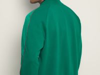 Олимпийка с контрастной отделкой из капсулы ретро