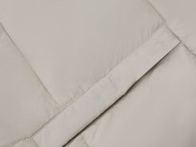 Утепленная куртка с капюшоном