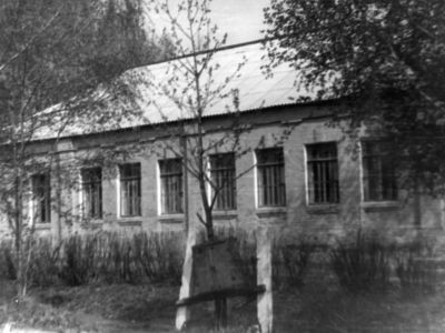 Здание школы имени В.И. Ленина, в которой учился Герой Советского Союза Викторов Григорий Петрович (1919 - 1944 гг.)