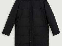 Утепленное пальто с воротником-стойкой