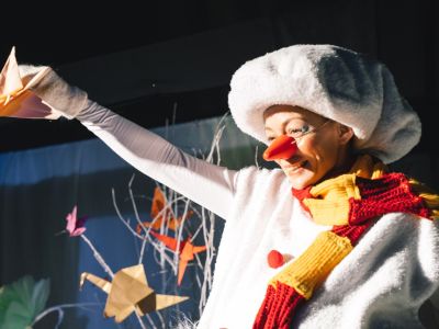 Билеты на Бумажная история (Домик на крыше) / Театр | Афиша | ИнфоТаймс