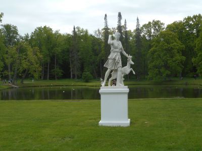 Скульптура "Артемида Версальская"