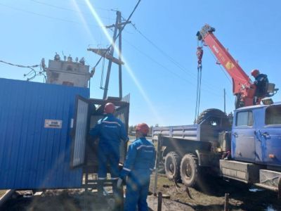 Энергетики восстановили работу трансформаторных подстанций в Намском районе