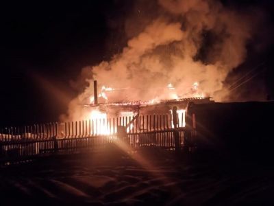В городе Удачный Мирнинского района Якутии на пожаре в гараже погиб мужчина