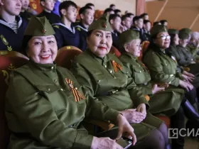 В Якутске состоялся праздничный вечер «Фейерверк Победы»