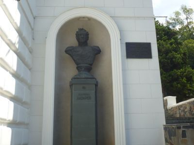 Памятник адмиралу М.П.Лазареву