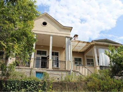 Здание главного управления охраны правительственных дач, архитектор М.И. Мержанов