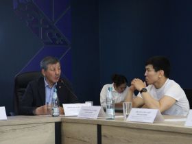 В Якутске чествовали призёров чемпионата России по вольной борьбе