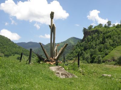 Памятник юному партизану Диме Юрченко