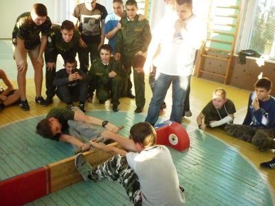 В Воронеже проведен турнир по мас-рестлингу среди кадетов