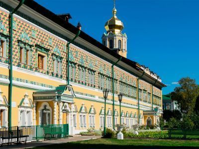 Царские чертоги