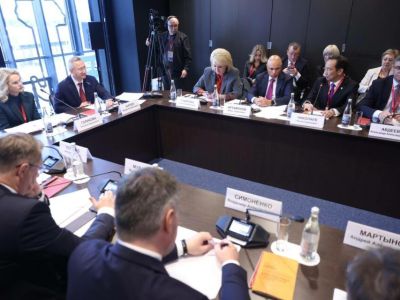 Глава Якутии внёс предложения по подготовке кадров для топливно-энергетического комплекса