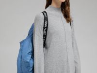 Стеганая куртка с капюшоном