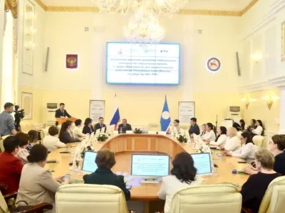 100 педагогических работников Якутии удостоены премии РНГ