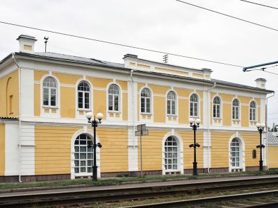 Здание инструментального магазина