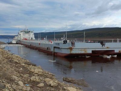 Дневник навигации: «Петр Бекетов» первым доставил нефтеналив