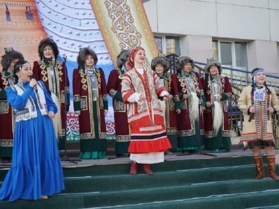 В Якутске состоялся праздничный концерт «Славлю тебя, моя Якутия»