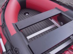 Лодка ПВХ STORMLINE Flexiteek 310 (черно-зеленая/красно-черная)