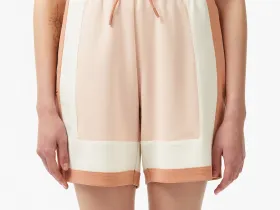 Женские шорты Lacoste