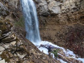 Ледоход на Еланке: Весеннее пробуждение природы и незабываемые виды