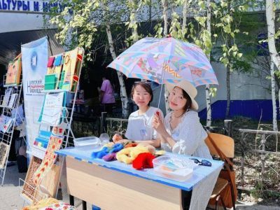 В Якутске проходит ярмарка творческих проектов «Сделано в Якутии. Образование»