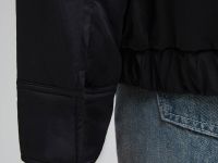 Утепленная куртка с отложным воротником