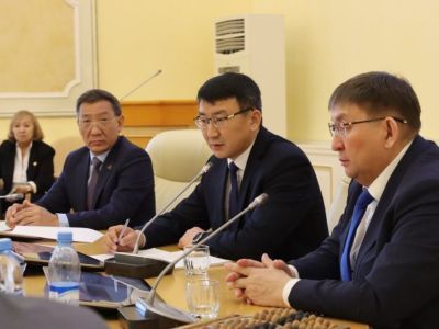 Коллективу Минкультуры Якутии представили нового руководителя