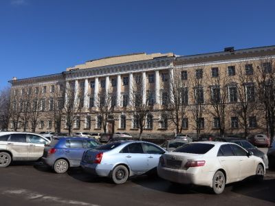 Здание духовной семинарии. Эклектика