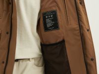 Куртка утепленная с капюшоном