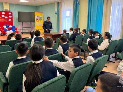 Более двух тысяч уроков безопасности провели в образовательных учреждениях Якутии