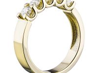 Классическое кольцо из желтого золота с бриллиантами э0301кц10169900