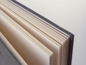 Скетчбук для акварели Малевичъ "Veroneze" 20 л 300 г, 70% хлопок, серый, среднее зерно